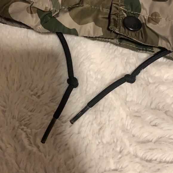 American eagle camouflage jacket / windbreaker - Picture 4 of 6